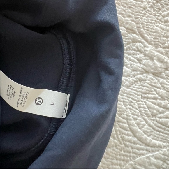 Lululemon InStill High-Rise Tight 25" Leggings (Sz 4) - Picture 3 of 8